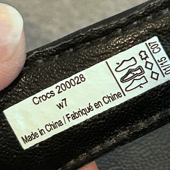 Crocs womens Crocband thong flip flop sandals 7 - Picture 5 of 7